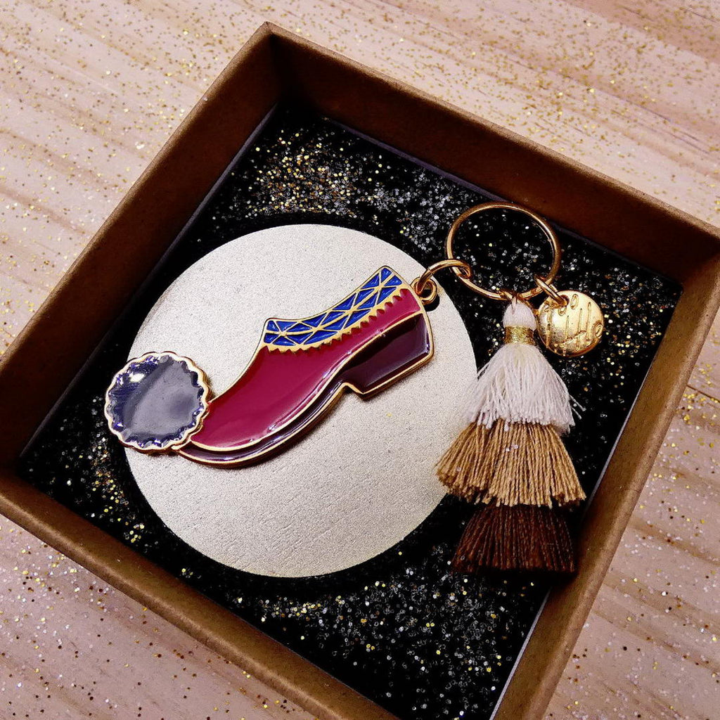 Γούρι Greek Box - Tsarouchi