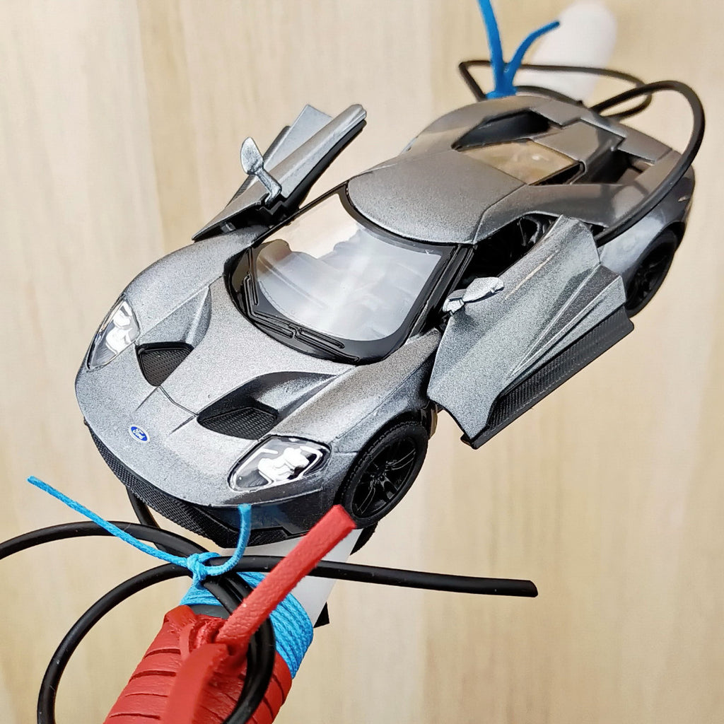 Λαμπάδα με αυτοκινητάκι Ford