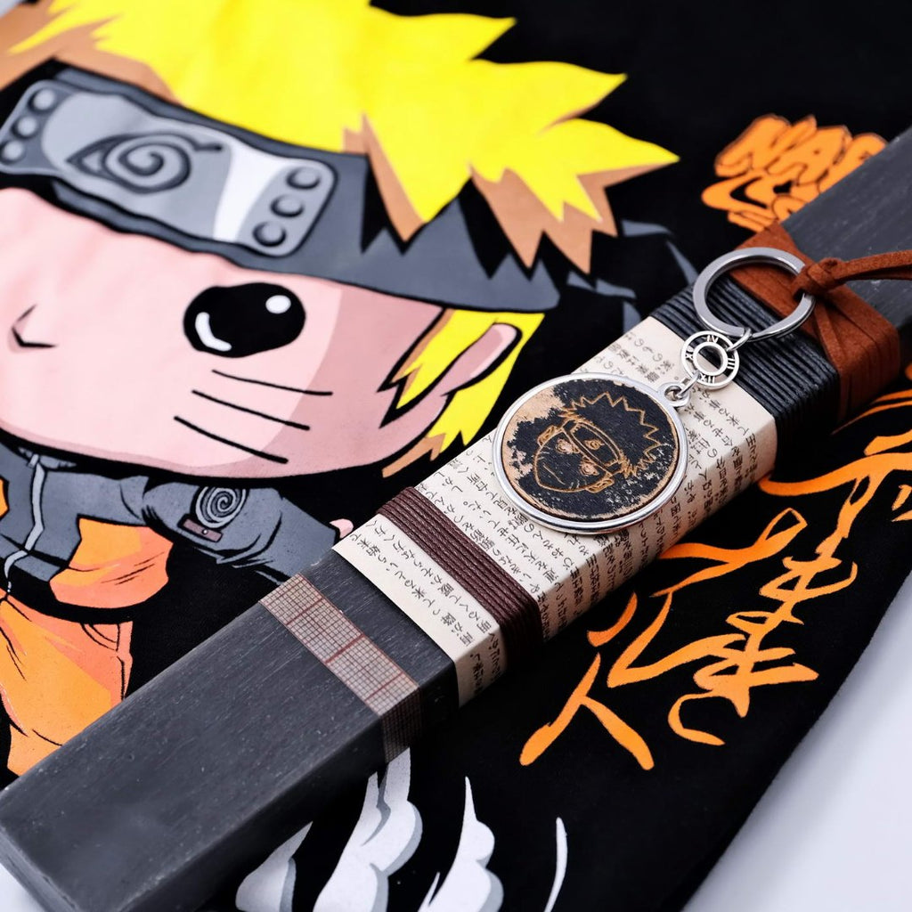 Λαμπάδα με φιγούρα και t-shirt Naruto